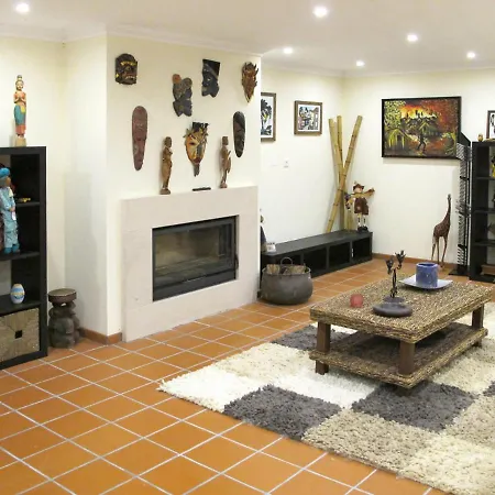 Sleeps 10 With Pool And Wifi * Nadadouro