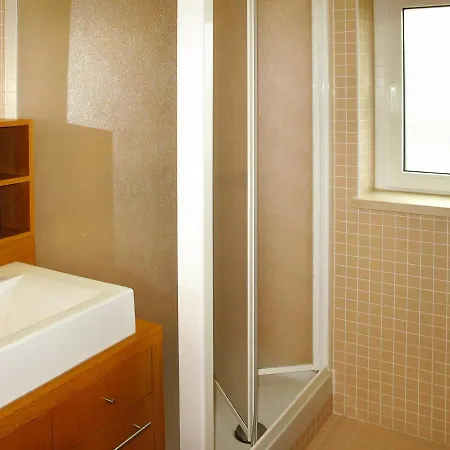 Sleeps 10 With Pool And Wifi *
