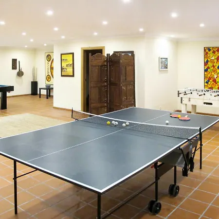 Sleeps 10 With Pool And Wifi * Nadadouro