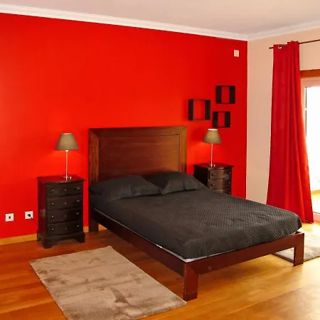 Sleeps 10 With Pool And Wifi * Nadadouro