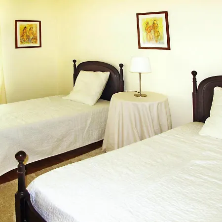 Sleeps 10 With Pool And Wifi